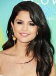 Selena Gomez's Teen Choice Awards Beauty-Look
