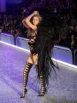 Gigi Hadid Victoria slapto mados šou suknelės repeticijos nuotraukos