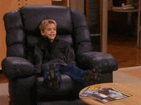 Cole Sprouse adivinha o que aconteceu com seu personagem Ben em "Friends"