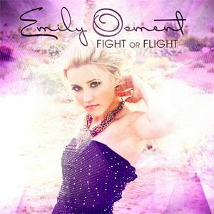 < i> Lutar ou fugir </i> - Emily Osment