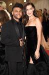 Selena Gomez e The Weeknd estão participando do Met Gala 2017