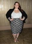 Tess Holliday smerkia kūno kritikus, kurie sako, kad ji nėra geras plius dydžio modelių atstovas
