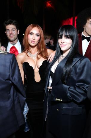 beverly hills, california 12 de marzo acceso exclusivo, se aplican tarifas especiales megan fox y billie eilish asisten a la fiesta vanity fair oscar 2023 organizada por radhika jones en el centro wallis annenberg para las artes escénicas el 12 de marzo de 2023 en beverly hills, california foto de stefaniekeenanvf23wireimage para feria de la vanidad