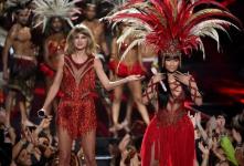 Taylor Swift acaba de se relacionar com Nicki Minaj em um marco importante nas paradas musicais