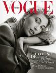 Hailey Baldwin näitab oma massilist kihlasõrmust Vogue Mexico septembri numbri kaanel