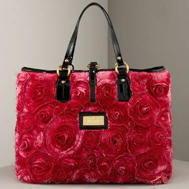 Produit, Sac, Rouge, Photographie, Blanc, Accessoire de mode, Style, Modèle, Beauté, Bagages et sacs, 