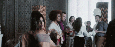 Ариана Гранде " Boyfriend" музыкальное видео " Пасхальные яйца" - Остин Пауэрс Фембот
