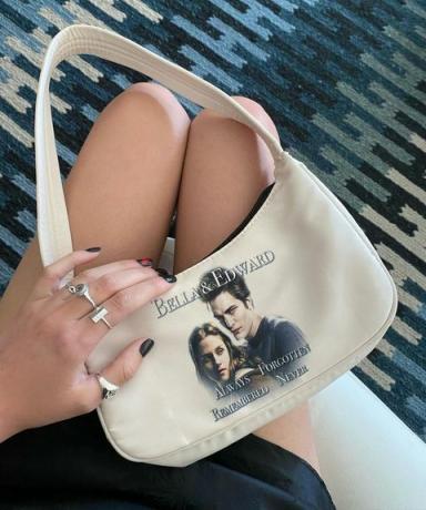 dompet twilight olivia rodrigo