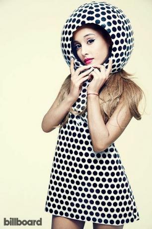 Billboard Ariana Grande