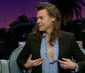 Harry Styles avslører når han skal kutte av sitt strålende hår