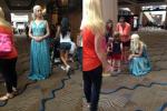 I bambini scambiano Khaleesi per Elsa