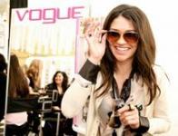 Jessica Szohr Styles Vogue Eyewear Shoppers!