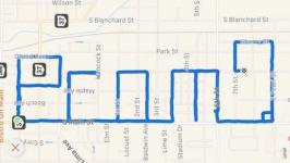 Dieser Typ, der vorgeschlagen wurde, 5,5 Meilen zu laufen und die Route in einer App zu verfolgen