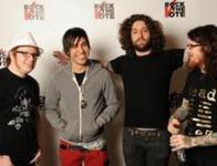 Fall Out Boy, N * E * R * D e Nick Cannon Rock the Vote!