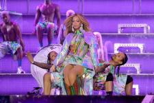 Ką dėvėti Beyoncé Renesanso turo metu, remiantis jos apranga