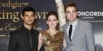 Taylor Lautner hovorí „Twilight“ Fame a Being „Scared“ to Go Out