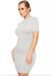 Kylie Jenner 38 Dolarlık Çıplak Gardırop Elbise Giyiyor