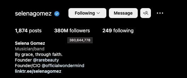 Le nombre de followers de Selena Gomez à 18h25 HNE