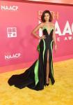 Zendaya regresa a la alfombra roja de los NAACP Image Awards