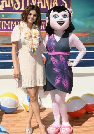 selena gomez hotel transylvania 3