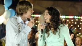 5 dolog, amit látnunk kell a High School Musical 4 -ben