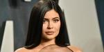 Kylie Jenner dan Travis Scott Bersatu Kembali di Pesta Oscar Vanity Fair dan Dilaporkan Melakukan "Lebih Baik Dari Sebelumnya"