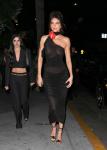Kendall Jenner usa un vestido negro transparente para el cumpleaños de Lori Harvey