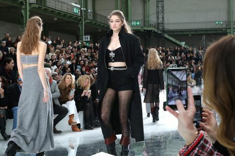 Chanel Runway Paris Fashion Week Damenmode Herbstwinter 20202021