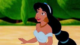 Kim Kardashian urobila návod na líčenie princeznej Disney s Kandee Johnson