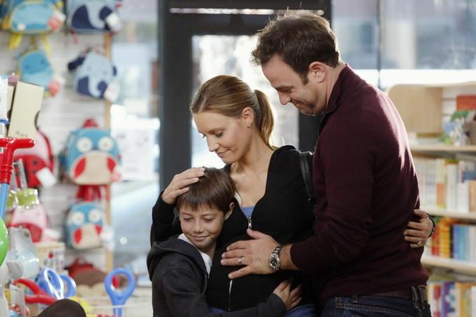 griffin gluck, kadee Strickland, Paul Adelstein