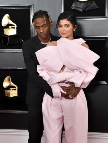  Kylie Jenner och Travis Scott 2019 Grammys röda matta 