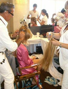 Włosy, Fryzura, Interakcja, Serwis, Fryzjer, Rozmowa, Salon piękności, Farbowanie włosów, Projektowanie mody, Pielęgnacja włosów, 