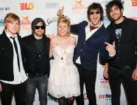 Seventeens Ultimate Prom with Boys Like Girls