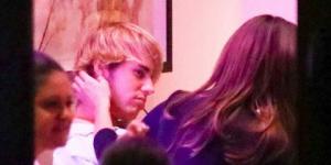 Selena Gomez pogłaskała twarz Justina Biebera podczas walentynkowej randki