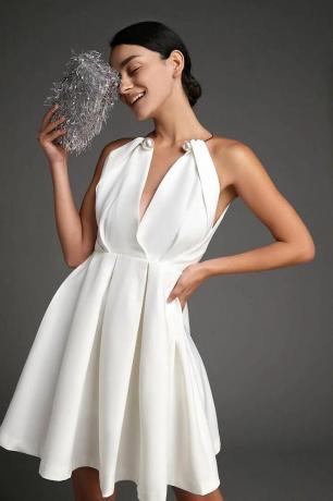 Gaun Mini Halter Cincin Tanpa Lengan Putih