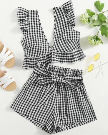 Frenchy Gingham Ruffle Trim Tie Back Top & Paperbag წელის ქამრიანი შორტების ნაკრები