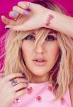 Ellie Goulding, Kızların "Her Şeyin İyi Olacağını" Bilmelerini İstiyor
