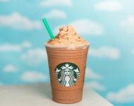„Starbucks“ naujas „Double Fudge“ baras „Frappuccino“