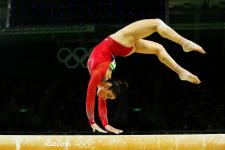 オリンピック選手のアリー・レイズマンは、体操用の体を持っていないと言われました