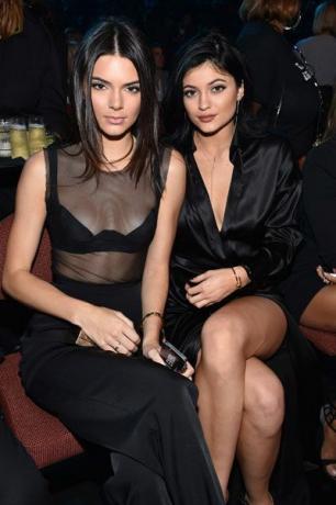 Kendall และ Kylie Jenner