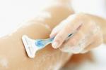 8 rakningsfel du gör när du rakar dina ben