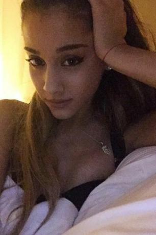 Ariana Grande Instagram Selfie