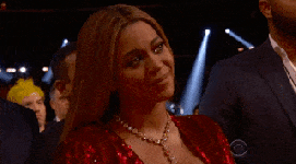 Adele vägrar att ta emot priset Årets album, eftersom Beyoncé
