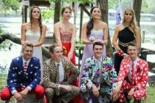 9 Crazy Suits Guys ~ في الحقيقة ~ Rocked to Prom
