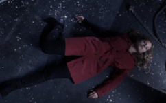 7 razones por las que Cece Drake es definitivamente un abrigo rojo