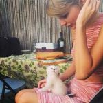 Taylor Swift New Kitten Olivia Benson