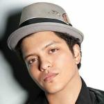Bruno Mars brengt Twilight-soundtrack in première op MTV