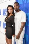 Náhradník Kim Kardashian a Kanye Westa má údajne dievča