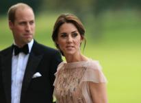 Kate Middleton "Really Upset" zaradi kraljeve drame s Sussexesom