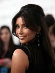 Kim Kardashian Gibi Saçlara Sahip Olun